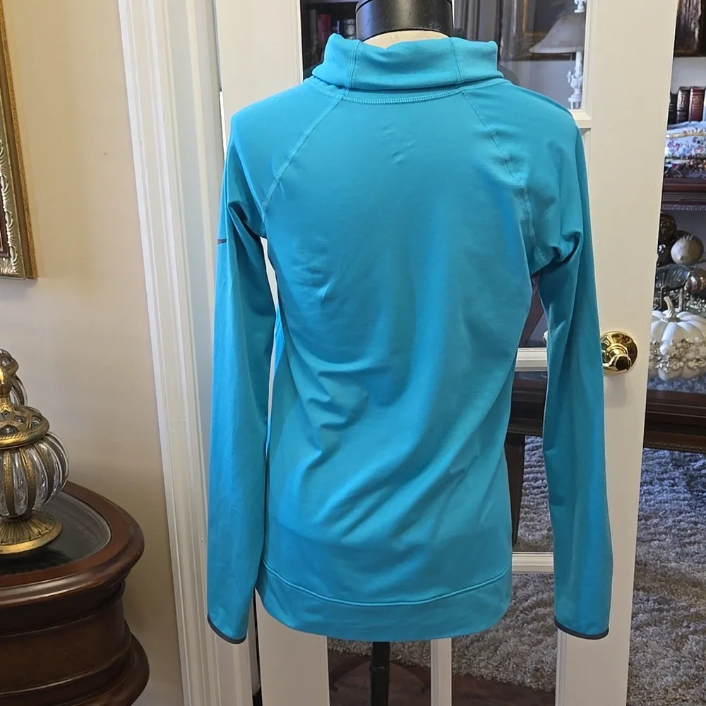 Nike Pro Teal Athletic Top Roll Turtle Neck Gray Trim Stretch Size Large EUC